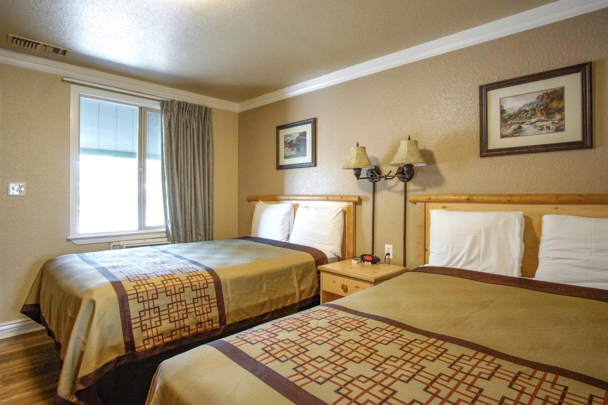 Motel Gables & 2*