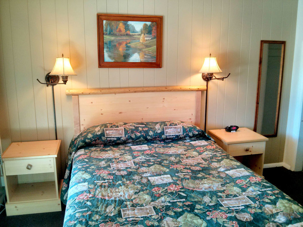 Motel Gables & Burney
